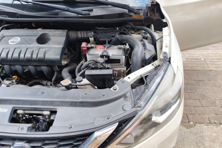 Used Nissan Sylphy 2016 1.6 XL Manual Luxury Edition Engine Bay Left