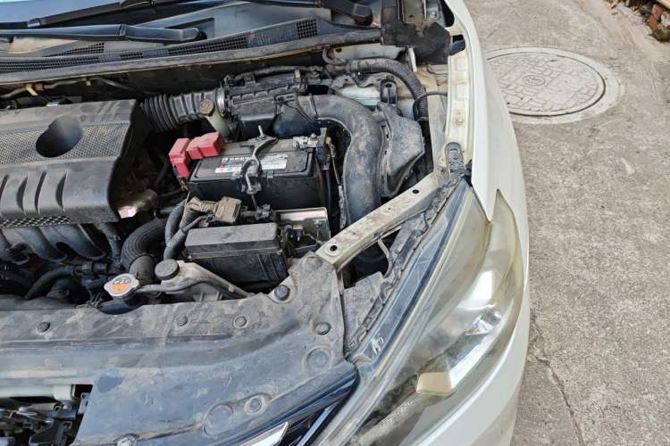 Used Nissan Sylphy 2016 1.6XE CVT Comfort Edition Engine Bay Left