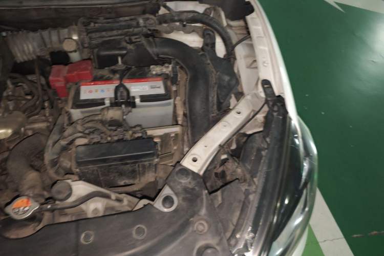 Used Nissan Sylphy 2016 1.6 XL CVT Luxury Edition Engine Bay Left