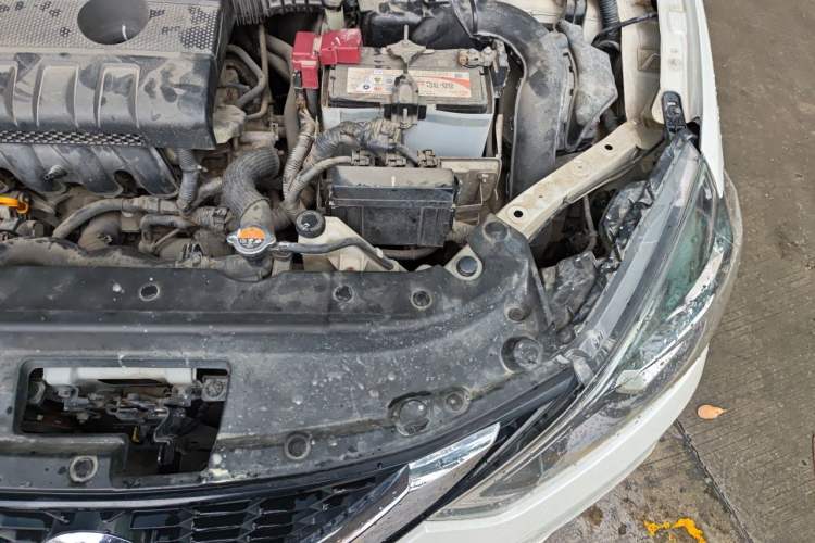 Used Nissan Sylphy 2016 1.6 XL CVT Luxury Edition Engine Bay Left