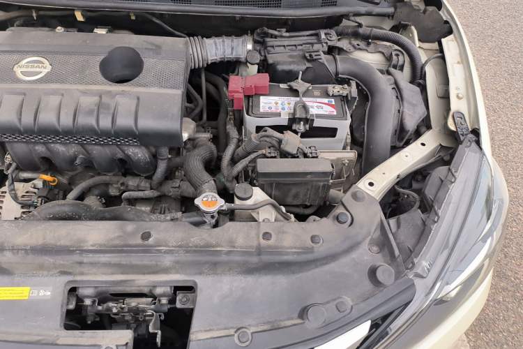 Used Nissan Sylphy 2016 1.6 XL CVT Deluxe Edition Engine Bay Left