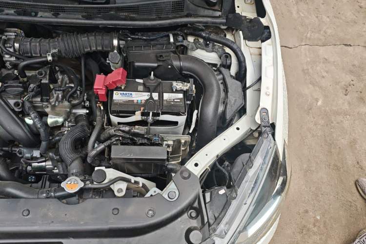 Used Nissan Sylphy 2016 1.6 XL CVT Luxury Edition Engine Bay Left