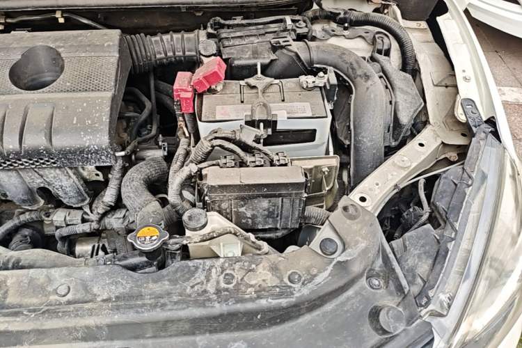Used Nissan Sylphy 2016 1.6 XL CVT Deluxe Edition Engine Bay Left
