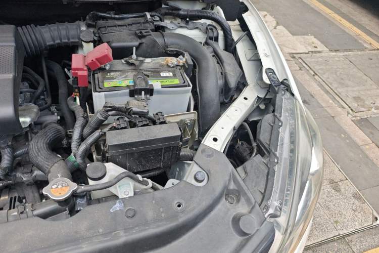 Used Nissan Sylphy 2016 1.6 XL CVT Luxury Edition Engine Bay Left