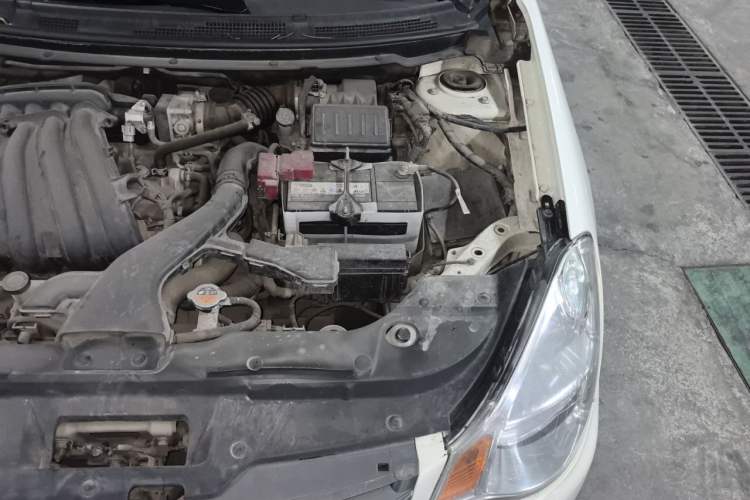 Used Nissan Sylphy 2016 Classic 1.6XE Manual Leading Edition Engine Bay Left