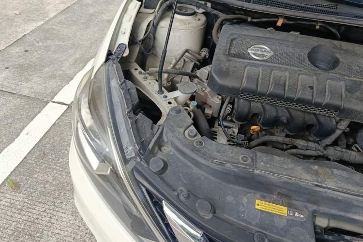 Used Nissan Sylphy 2016 1.6XV CVT Smart Enjoyment Version Engine Bay Right