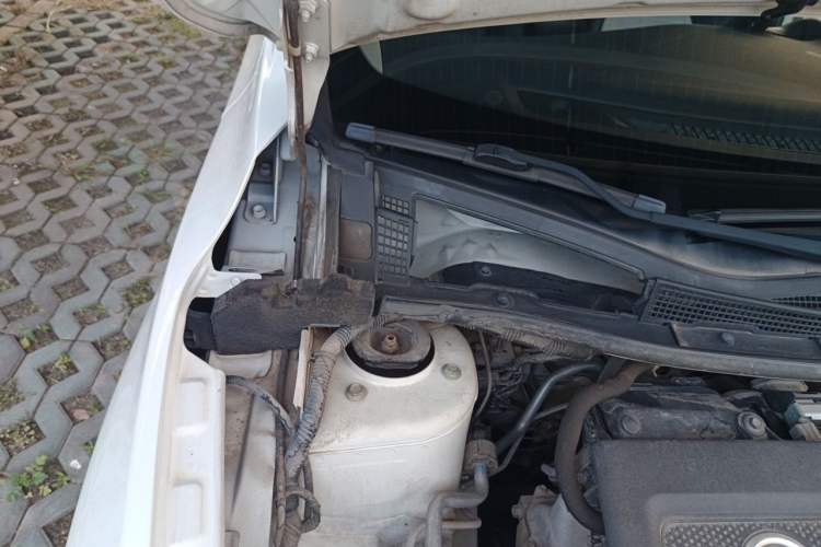 Used Nissan Sylphy 2016 1.6 XL CVT Deluxe Edition Engine Bay Right
