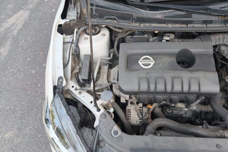 Used Nissan Sylphy 2016 1.6XV CVT Smart Enjoyment Version Engine Bay Right