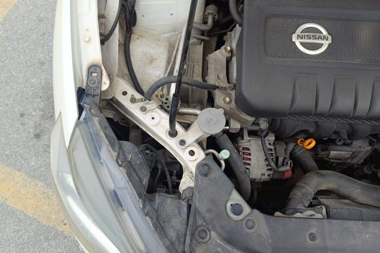Used Nissan Sylphy 2016 1.6 XL CVT Luxury Edition Engine Bay Right
