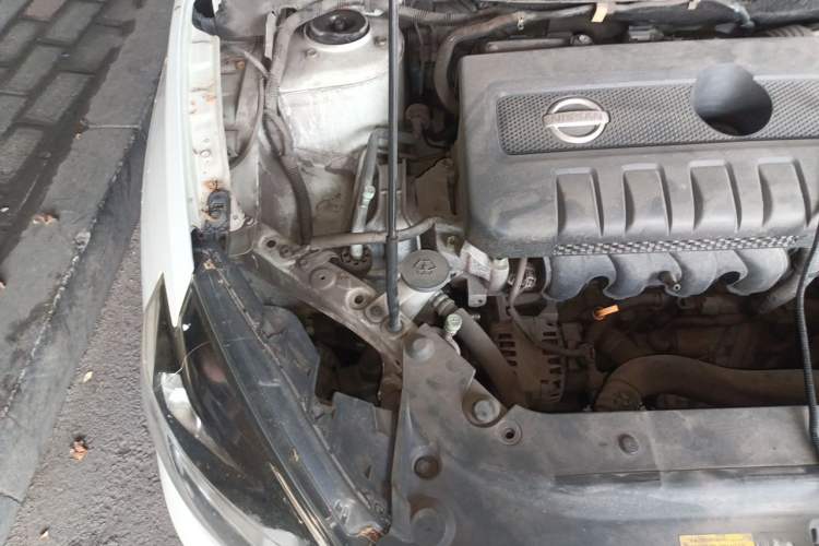 Used Nissan Sylphy 2016 1.6 XL CVT Deluxe Edition Engine Bay Right