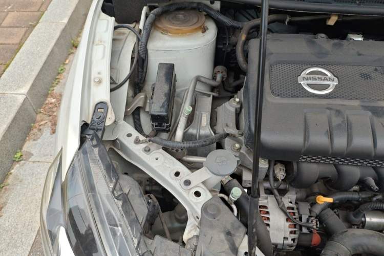 Used Nissan Sylphy 2016 1.6 XL CVT Deluxe Edition Engine Bay Right