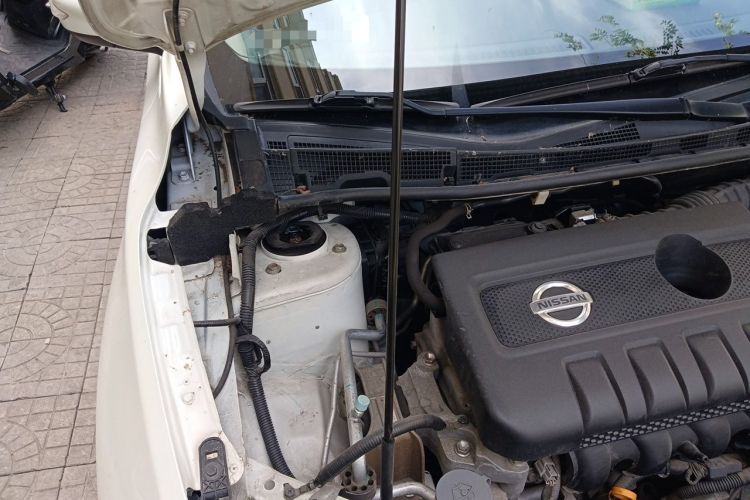 Used Nissan Sylphy 2016 1.6 XL CVT Deluxe Edition Engine Bay Right