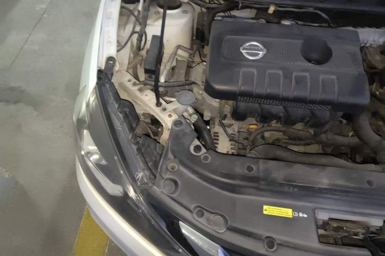 Used Nissan Sylphy 2016 1.6XV CVT Smart Enjoyment Version Engine Bay Right