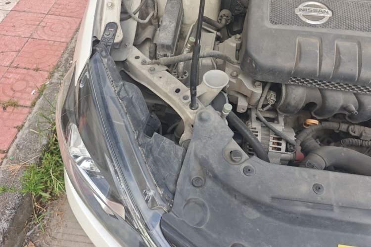 Used Nissan Sylphy 2016 1.6 XL CVT Deluxe Edition Engine Bay Right