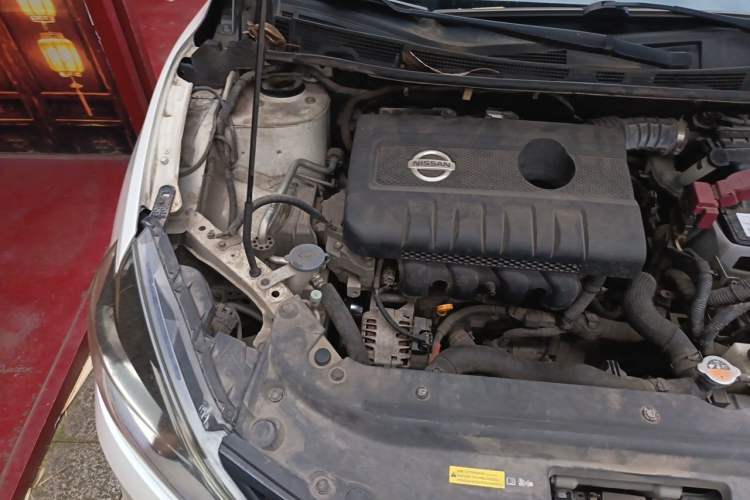 Used Nissan Sylphy 2016 1.6 XL Manual Luxury Edition Engine Bay Right