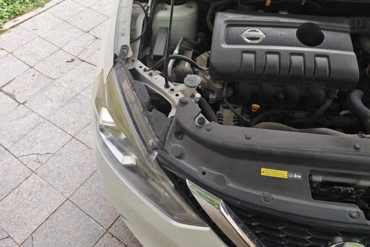 Used Nissan Sylphy 2016 1.6XV CVT Smart Enjoyment Version Engine Bay Right