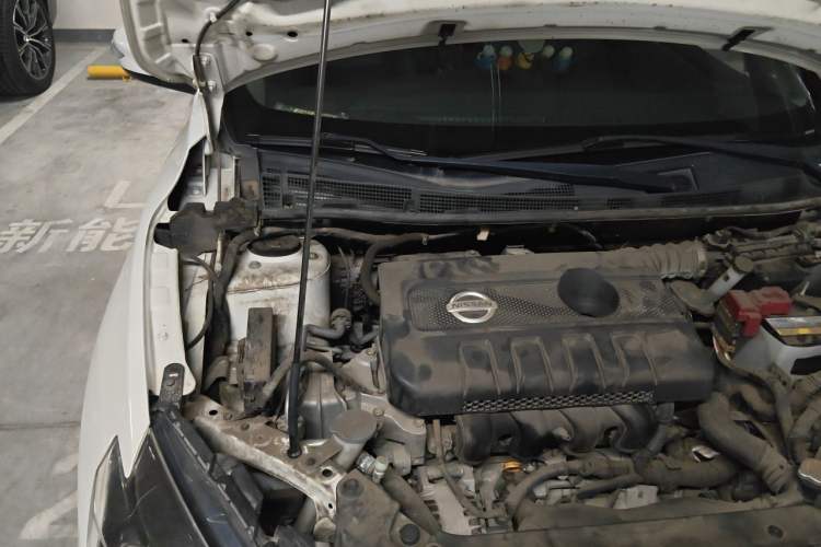 Used Nissan Sylphy 2016 1.6XV CVT Smart Enjoyment Version Engine Bay Right