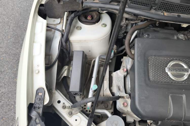 Used Nissan Sylphy 2016 1.6XV CVT Smart Enjoyment Version Engine Bay Right