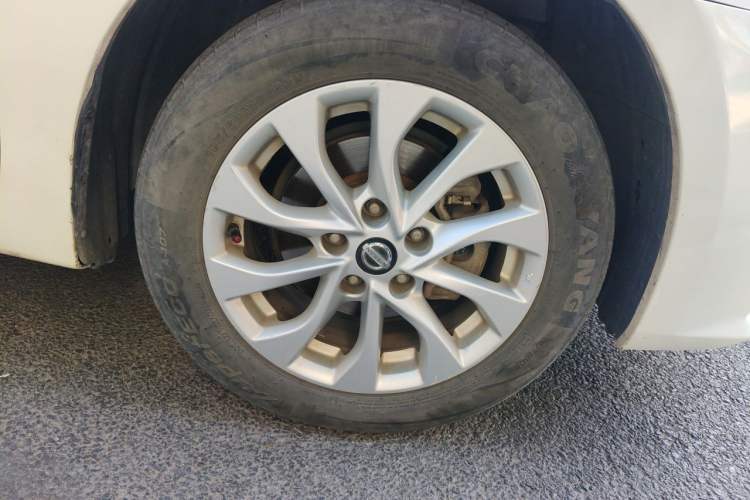 Used Nissan Sylphy 2016 1.6 XL CVT Luxury Edition Exterior 1