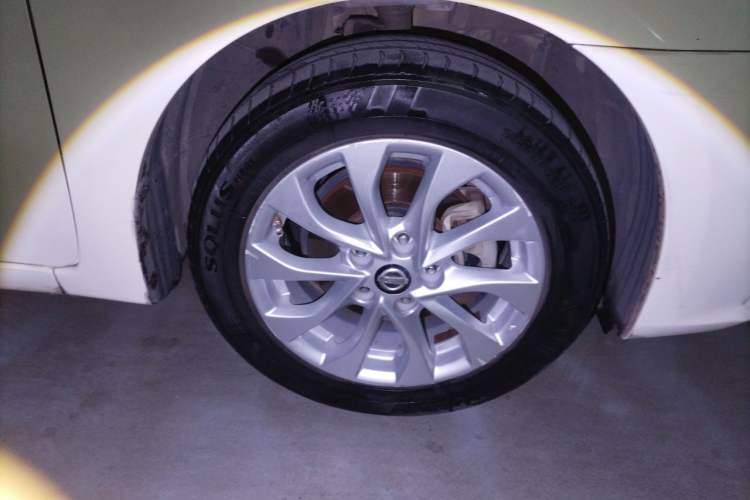 Used Nissan Sylphy 2016 1.6 XL CVT Luxury Edition Exterior 1