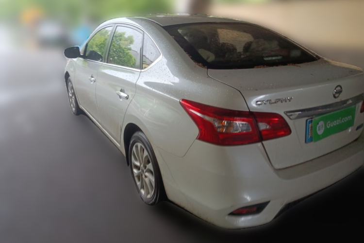 Used Nissan Sylphy 2016 1.6 XL CVT Deluxe Edition Exterior 2