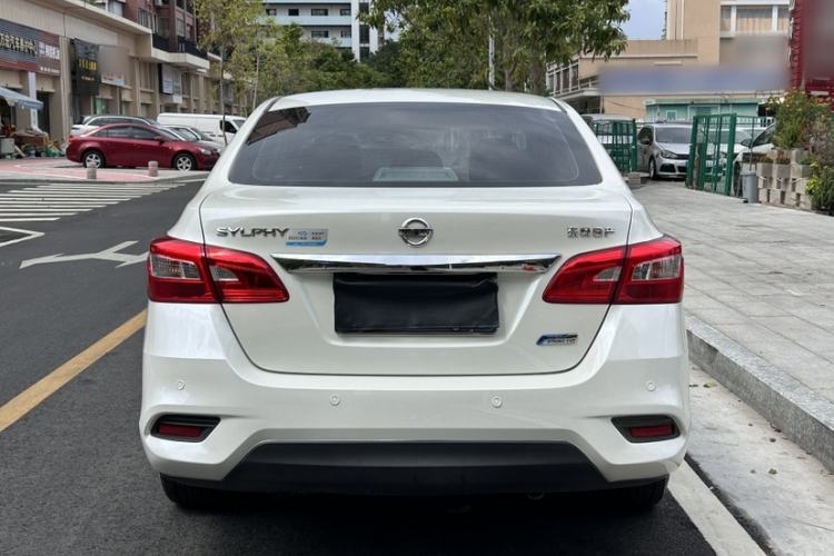 Used Nissan Sylphy 2016 1.6 XL CVT Deluxe Edition Exterior 2