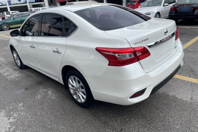 Used Nissan Sylphy 2016 1.6 XL CVT Luxury Edition Exterior 2
