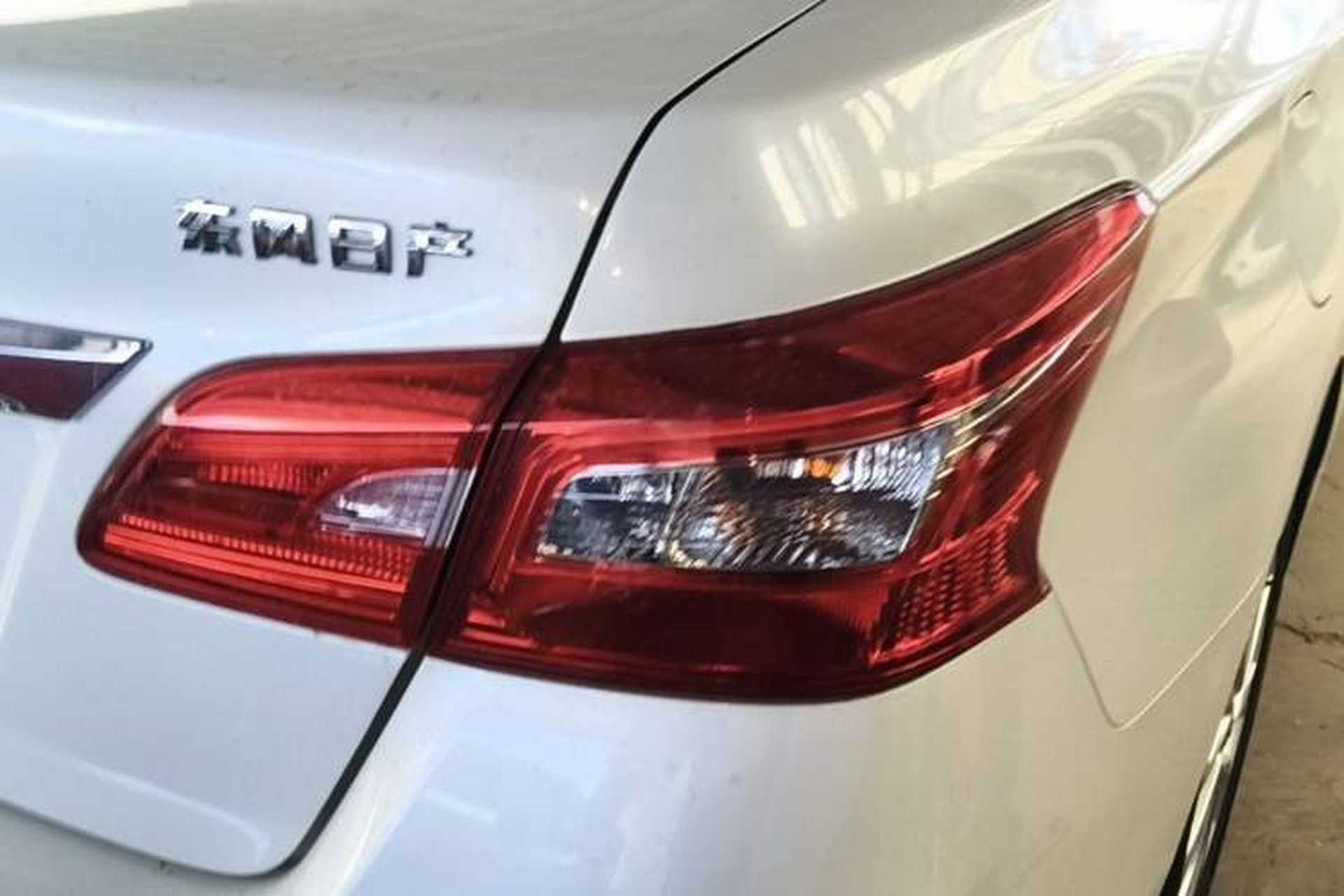 Used Nissan Sylphy 2016 1.6 XL Manual Luxury Edition Exterior 3