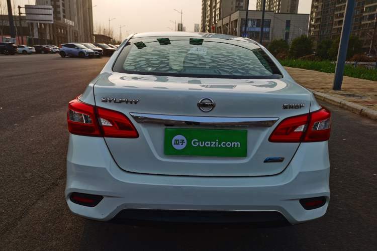 Used Nissan Sylphy 2016 1.6 XL CVT Deluxe Edition Exterior 5