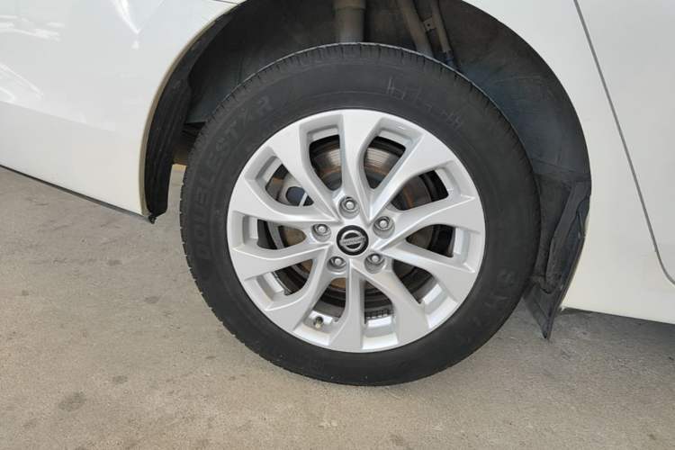 Used Nissan Sylphy 2016 1.6 XL CVT Deluxe Edition Exterior 5