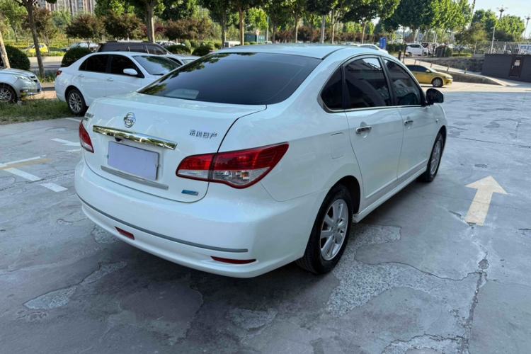 Used Nissan Sylphy 2016 Classic 1.6XE Manual Leading Edition Exterior 5
