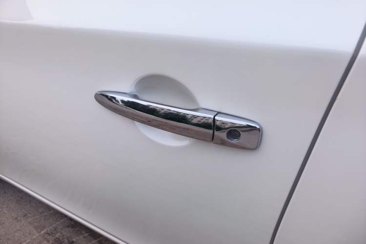 Used Nissan Sylphy 2016 1.6 XL Manual Luxury Edition Exterior 5