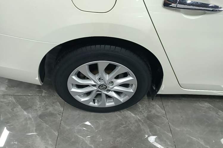 Used Nissan Sylphy 2016 1.6XV CVT Smart Enjoyment Version Exterior 5