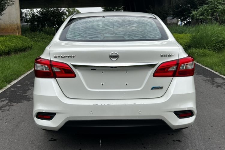 Used Nissan Sylphy 2016 1.6XV CVT Smart Enjoyment Version Exterior 6