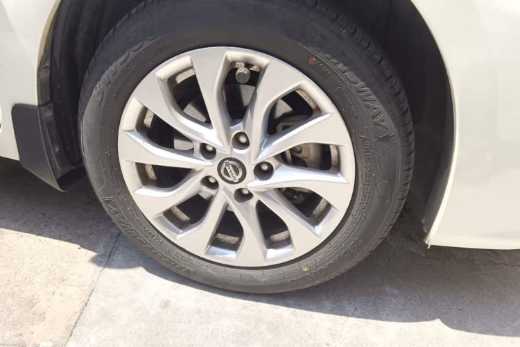 Used Nissan Sylphy 2016 1.6 XL CVT Luxury Edition Exterior 7