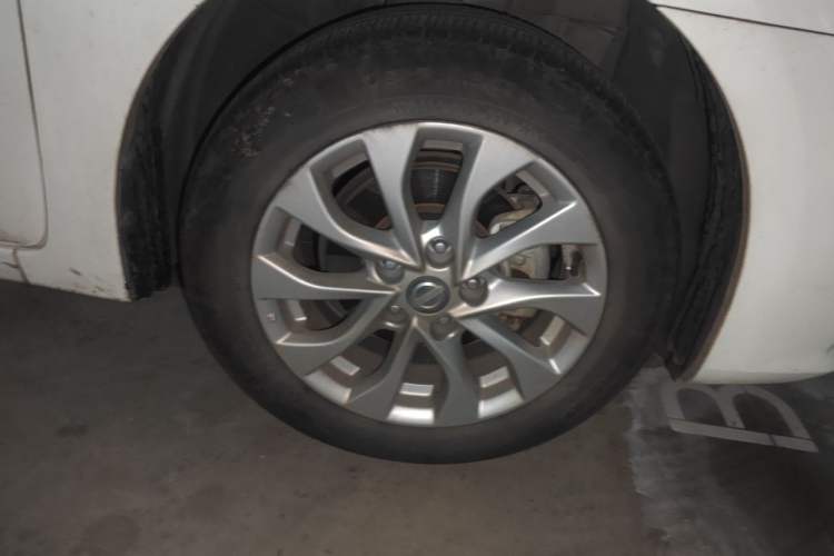 Used Nissan Sylphy 2016 1.6 XL CVT Luxury Edition Exterior 7