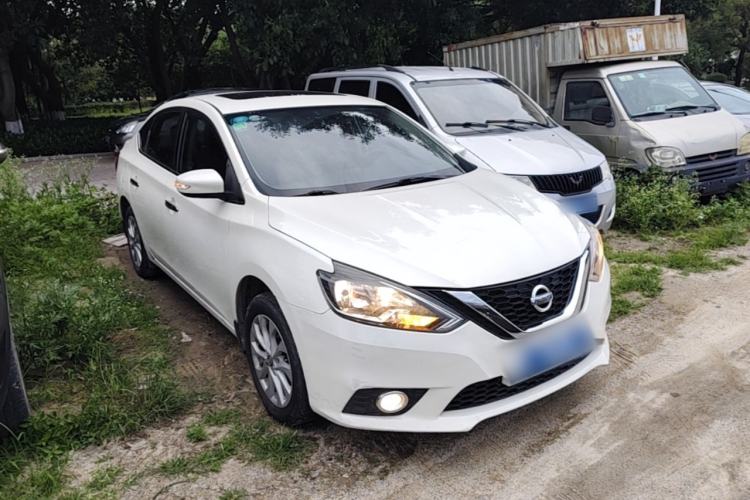 Used Nissan Sylphy 2016 1.6 XL CVT Deluxe Edition Front Right 45 Deg