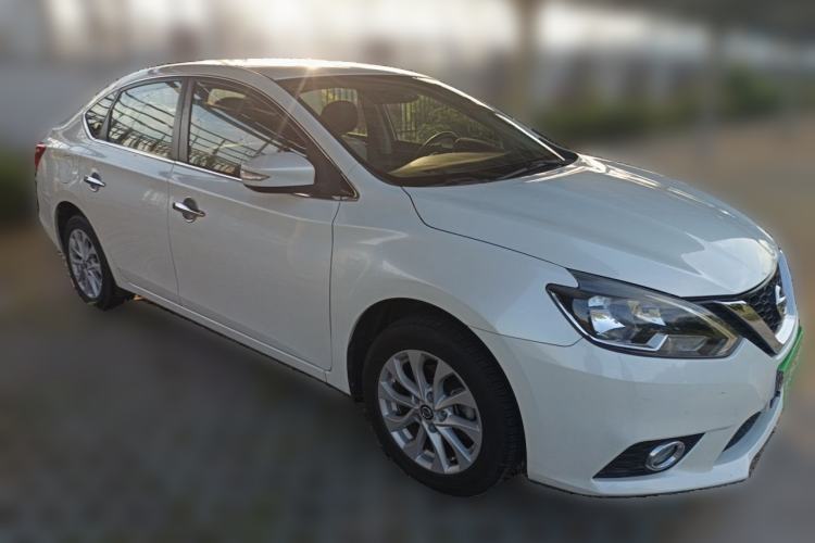 Used Nissan Sylphy 2016 1.6 XL CVT Deluxe Edition Front Right 45 Deg