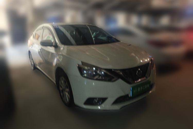 Used Nissan Sylphy 2016 1.6 XL CVT Deluxe Edition Front Right 45 Deg