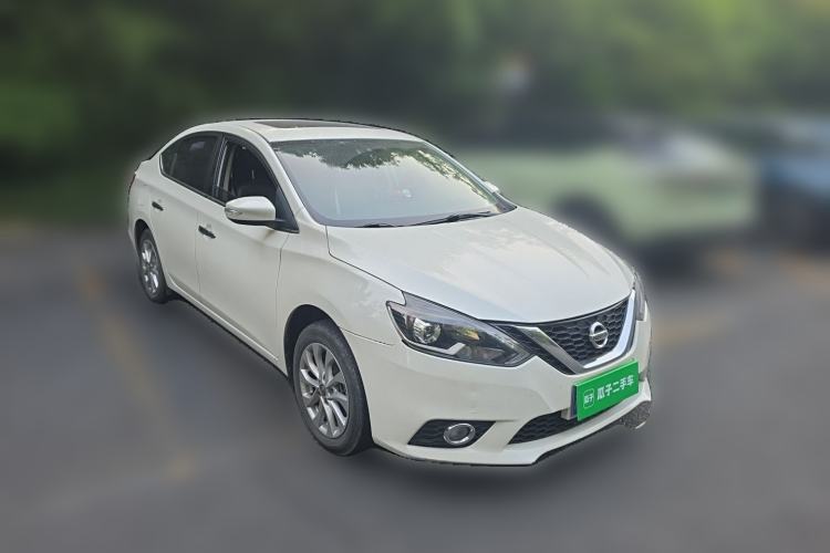 Used Nissan Sylphy 2016 1.6 XL CVT Deluxe Edition Front Right 45 Deg