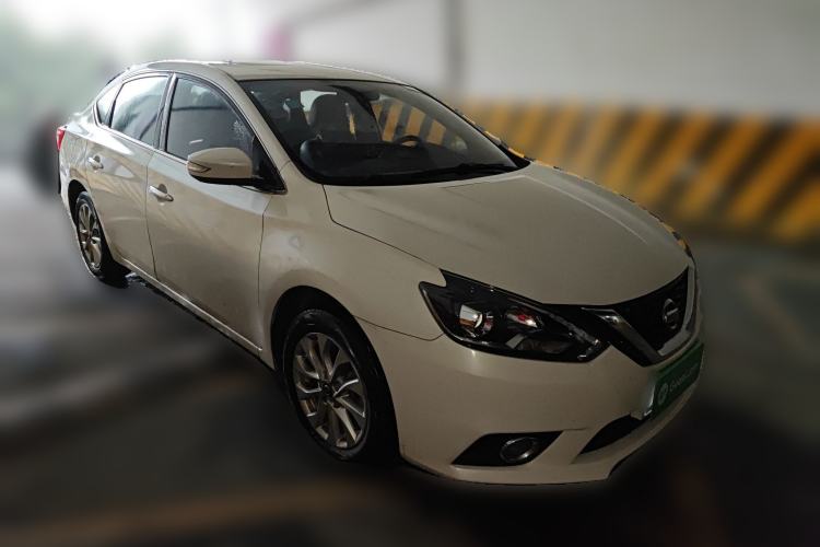 Used Nissan Sylphy 2016 1.6 XL CVT Deluxe Edition Front Right 45 Deg