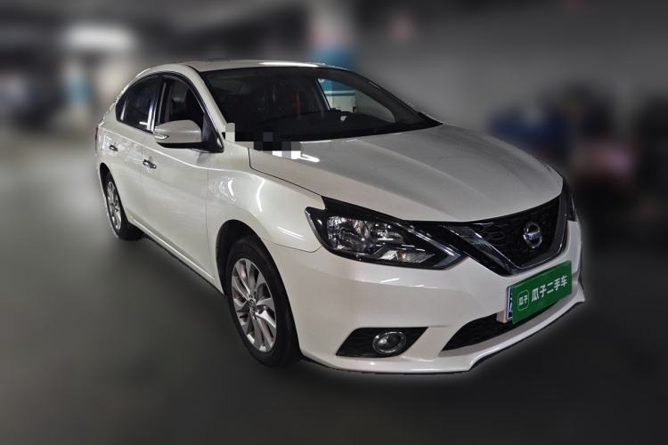Used Nissan Sylphy 2016 1.6 XL CVT Deluxe Edition Front Right 45 Deg