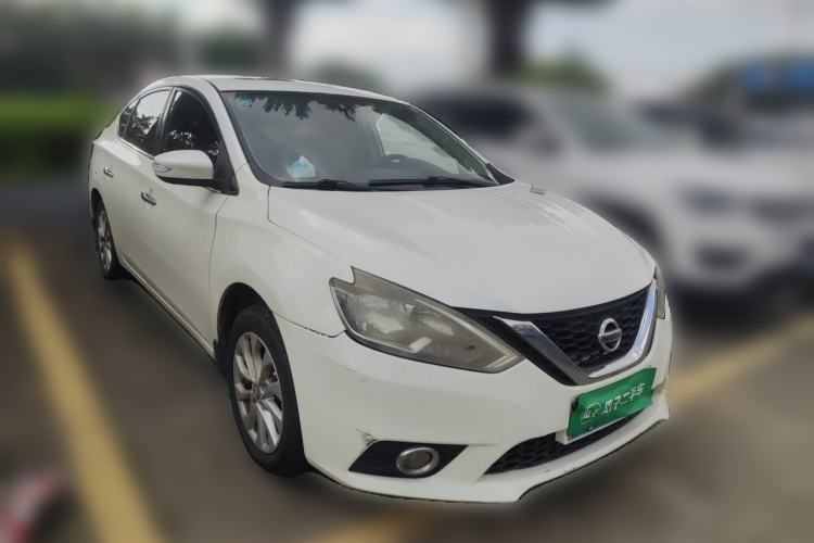 Used Nissan Sylphy 2016 1.6 XL CVT Deluxe Edition Front Right 45 Deg