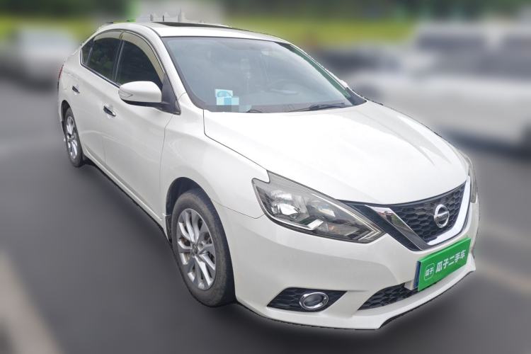 Used Nissan Sylphy 2016 1.6 XL Manual Luxury Edition Front Right 45 Deg