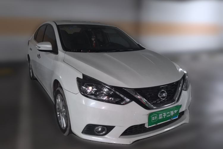 Used Nissan Sylphy 2016 1.6 XL CVT Deluxe Edition Front Right 45 Deg