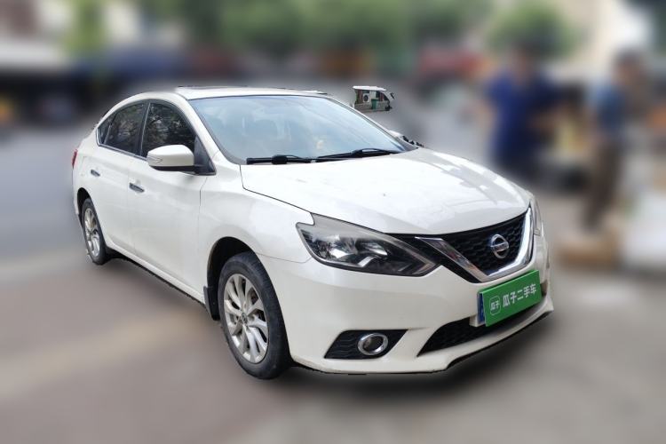 Used Nissan Sylphy 2016 1.6 XL Manual Luxury Edition Front Right 45 Deg