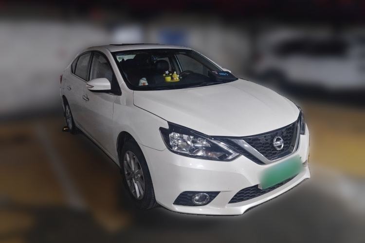 Used Nissan Sylphy 2016 1.6 XL CVT Luxury Edition Front Right 45 Deg