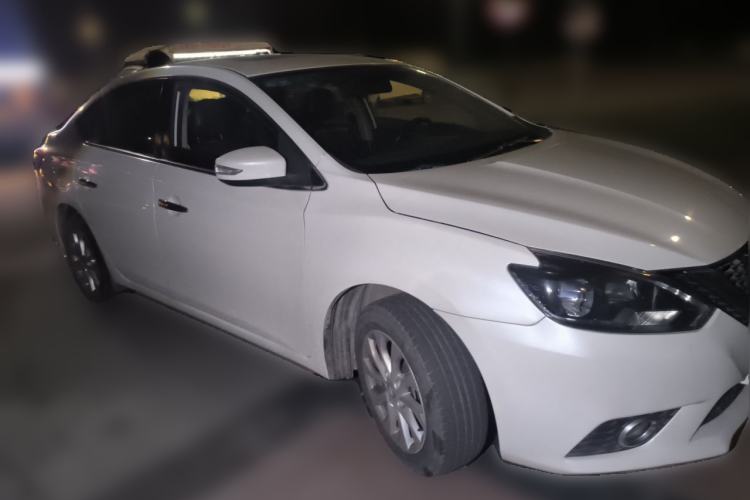 Used Nissan Sylphy 2016 1.6XV CVT Smart Enjoyment Version Front Right 45 Deg