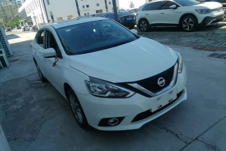 Used Nissan Sylphy 2016 1.6 XL CVT Deluxe Edition Front Right 45 Deg