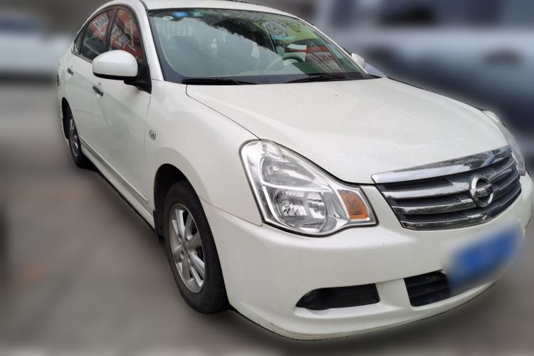 Used Nissan Sylphy 2016 Classic 1.6XE Manual Leading Edition Front Right 45 Deg